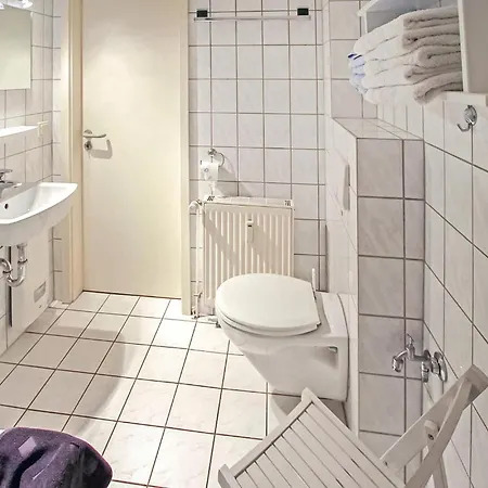 1 Bedroom Nice In Waren Mueritz Варен